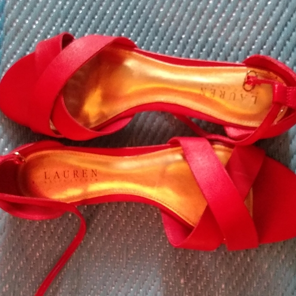 A Lauren by Ralph Lauren slippers - Picture 2 of 5